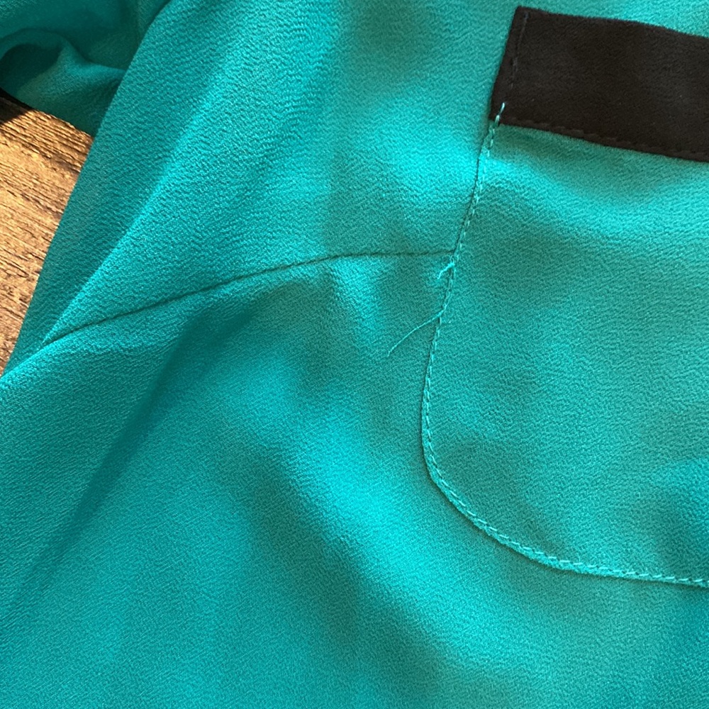 Teal blouse size S - Picture 5 of 5